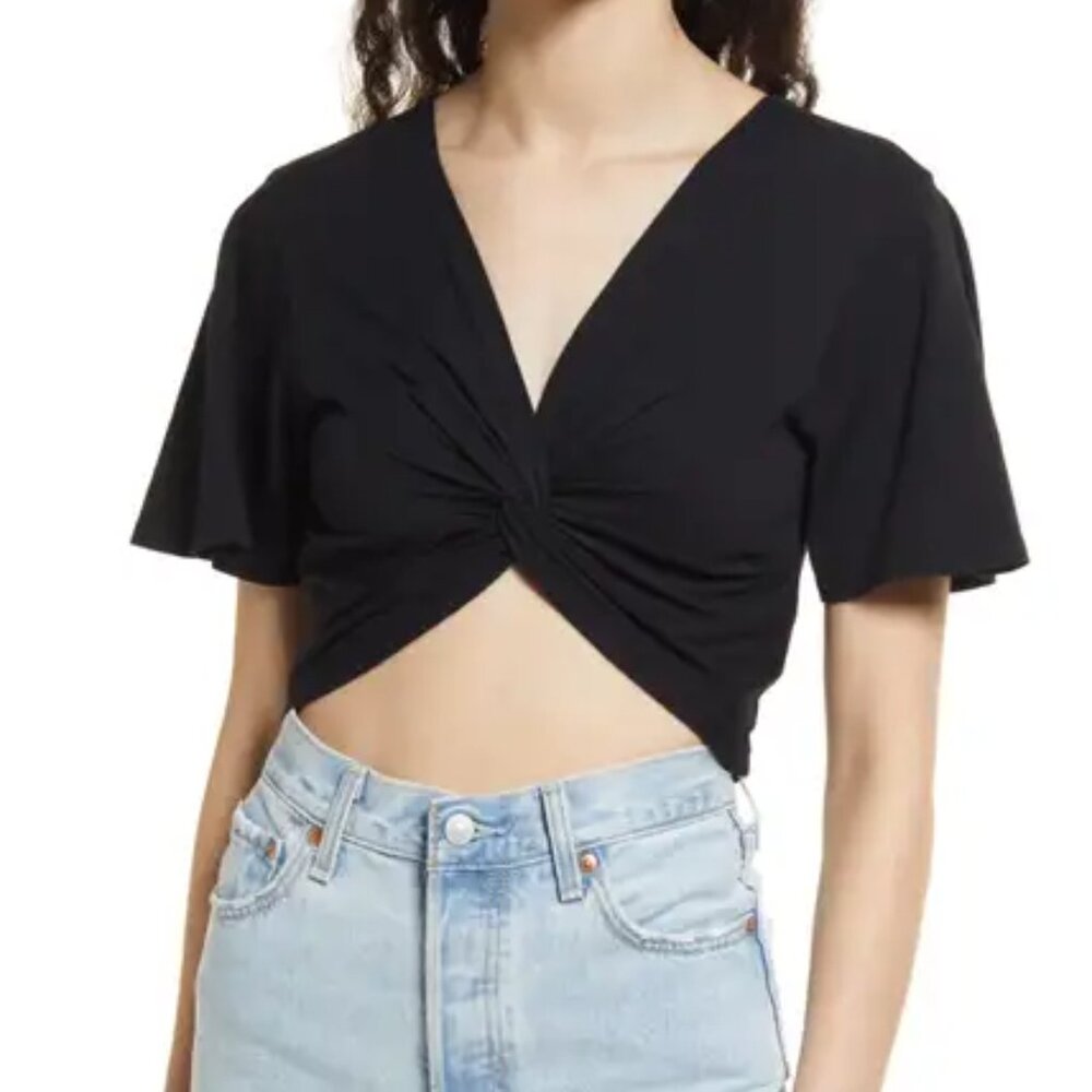 Melrose and Market Knot Front Crop Top